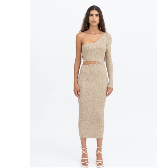 women's white knee length dress Polina Ivanova Atelier | Verona in Alencon or Chantilly lace main image 0